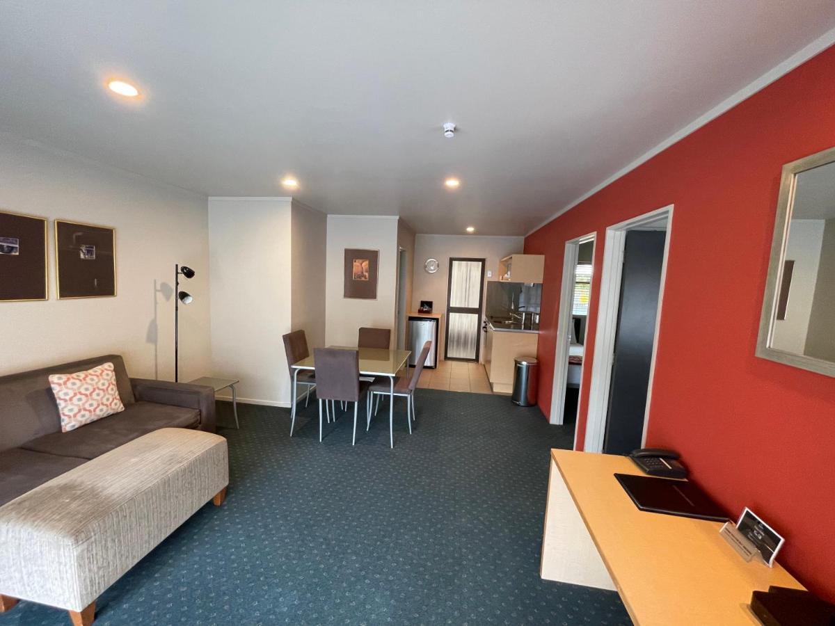 Bentleys Motor Inn Palmerston North Exteriér fotografie